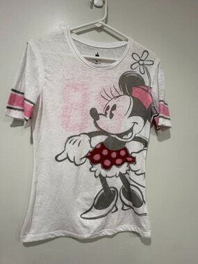 Disney Parks Minnie Mouse Sheer Glitter Tee – Women’s M 🔥